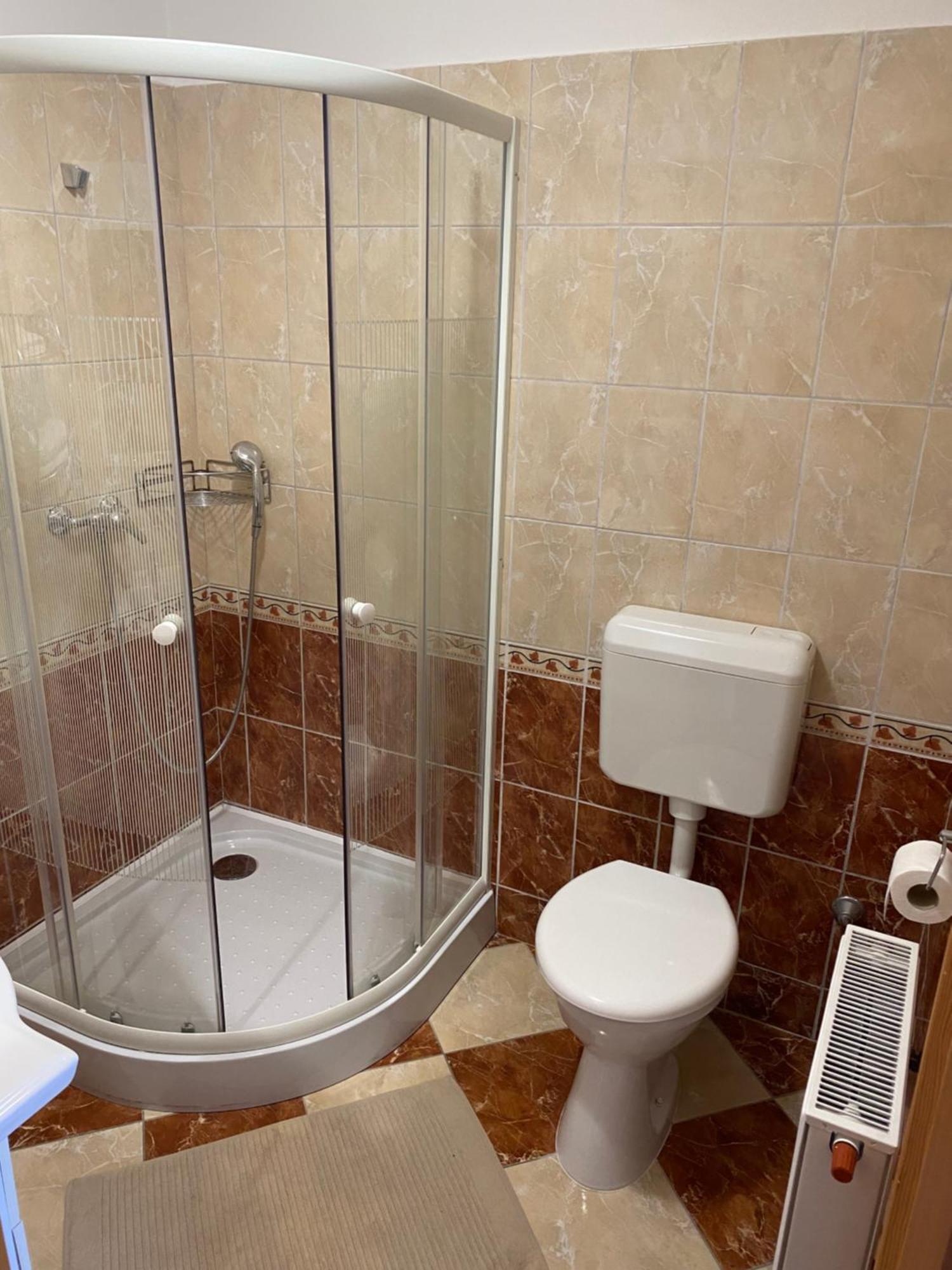 Ambrozia Guesthouse Надьканижа Экстерьер фото