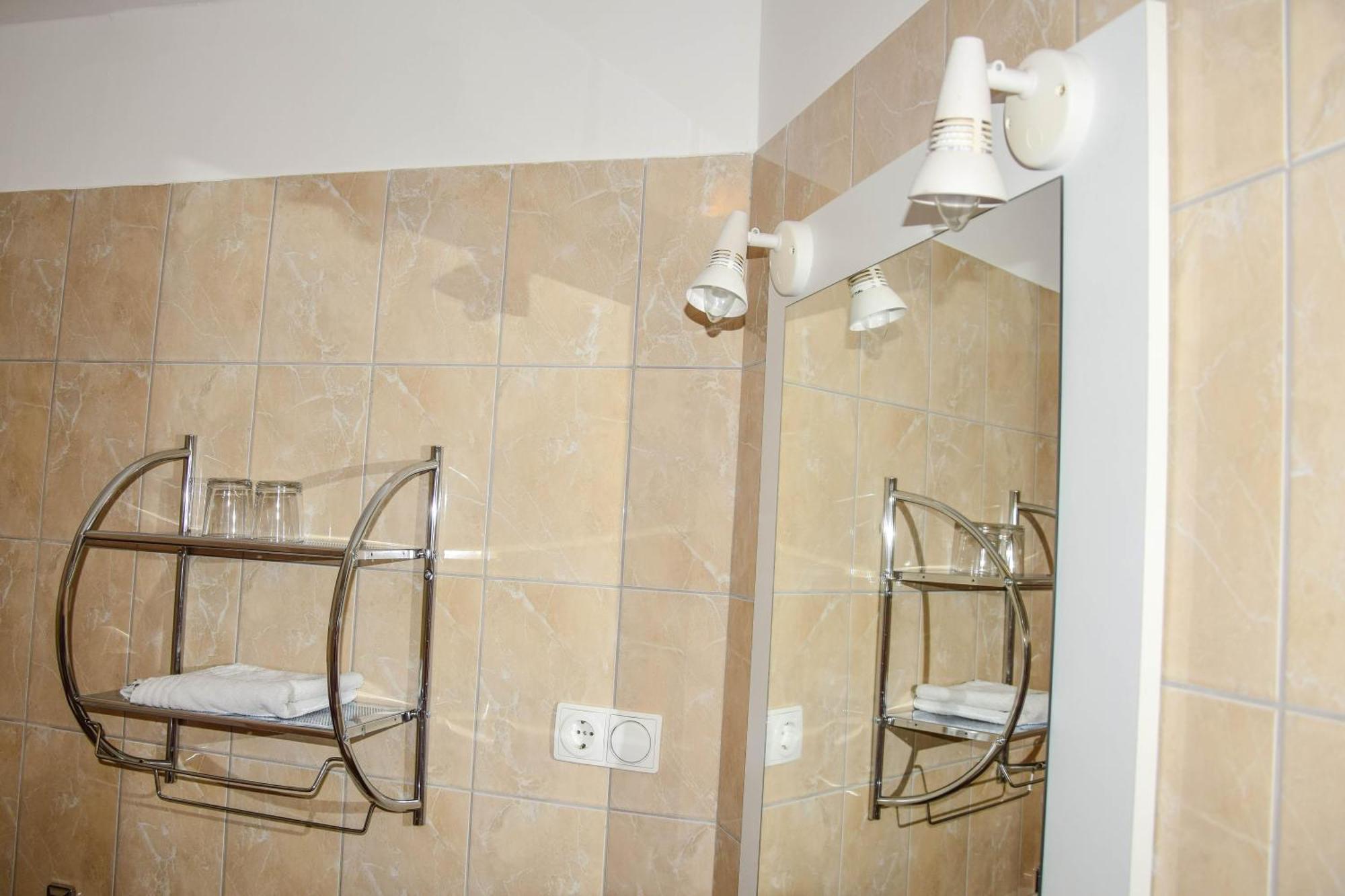 Ambrozia Guesthouse Надьканижа Экстерьер фото