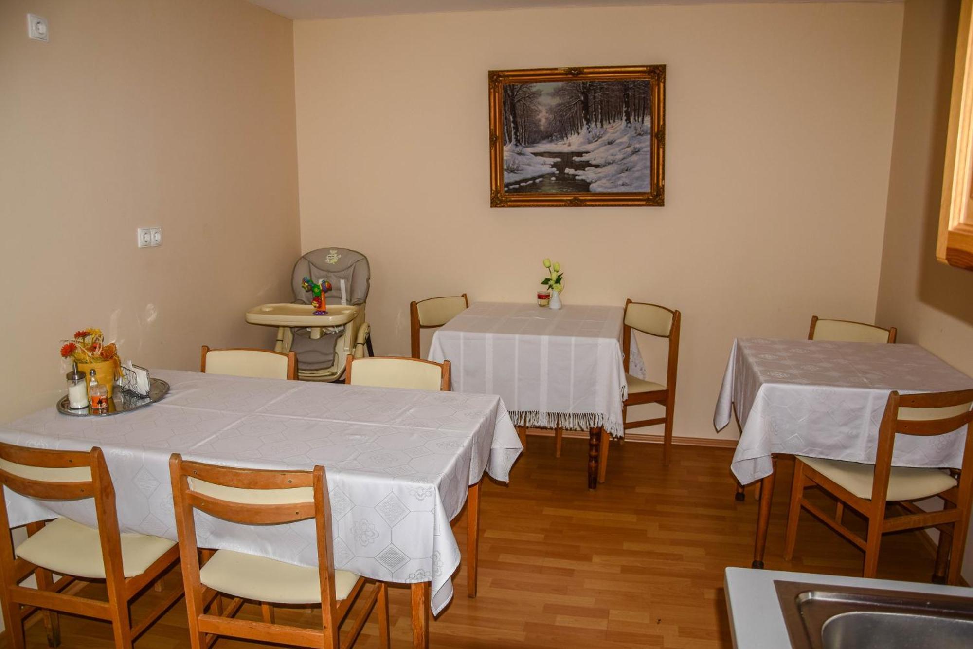 Ambrozia Guesthouse Надьканижа Экстерьер фото
